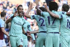 西布罗姆维奇VS莱切斯特城：英冠焦点对决，状态对比与比赛看点