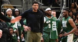 兰德尔盛赞50岁康利：球场老将风范，坚守防守，凝聚球队力量