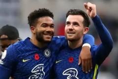 登贝莱妻子：足球巨星背后的低调女性力量与公益情怀